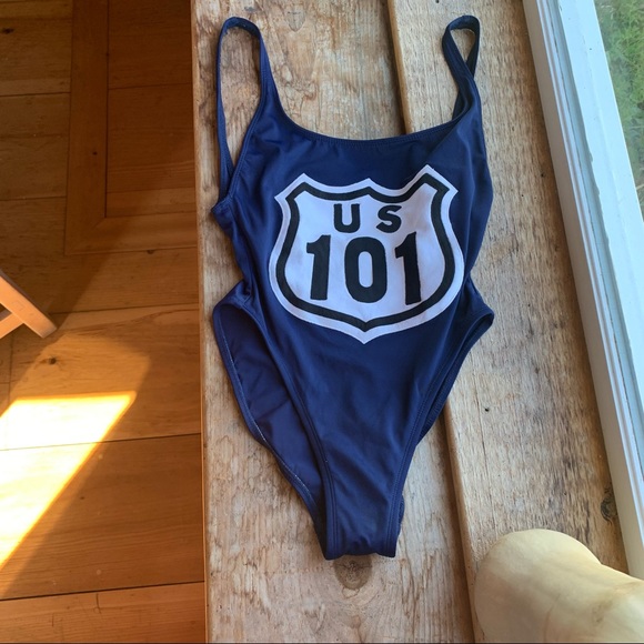 Rare and Unique Vintage 1990’s Michael Hoban North Beach Swimsuit ‘US 10… - Picture 14 of 15